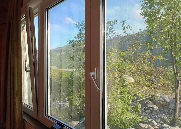 Brvnara Robinson Haus Panorama No Electricity